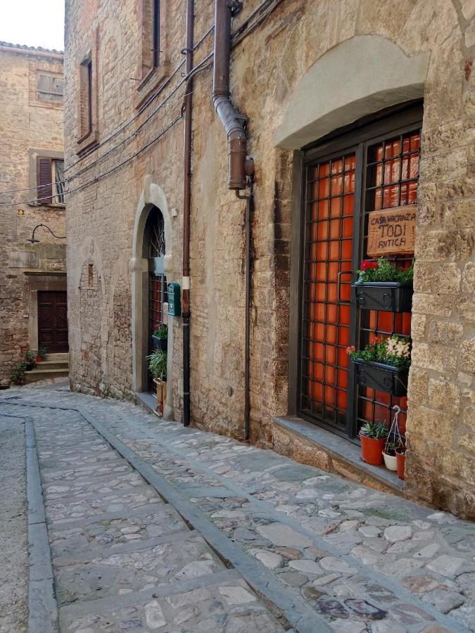 Casa Vacanza Todi Antica Ngoại thất bức ảnh